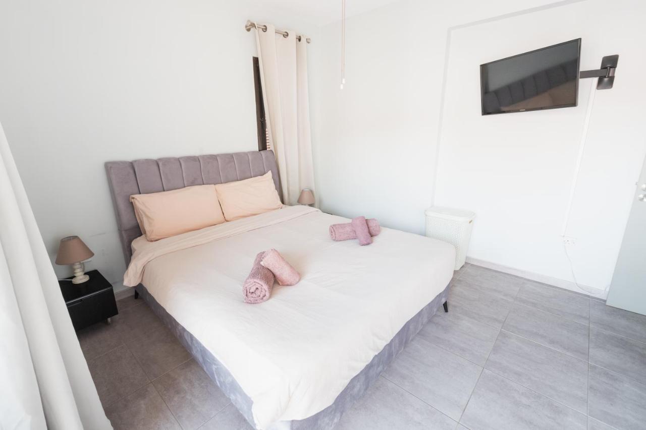 Alexis Apartments - Lovely 2-Bedroom With Swimming Pool Paphos Exterior photo